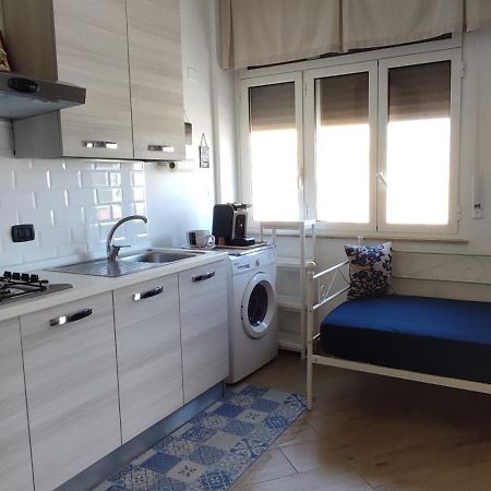 casatua Apartment Taranto Bagian luar foto