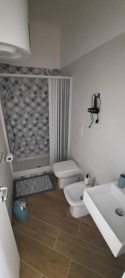 casatua Apartment Taranto Bagian luar foto