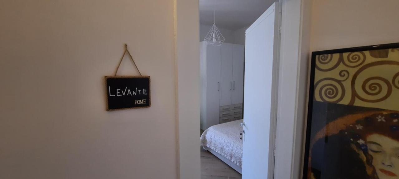 casatua Apartment Taranto Bagian luar foto