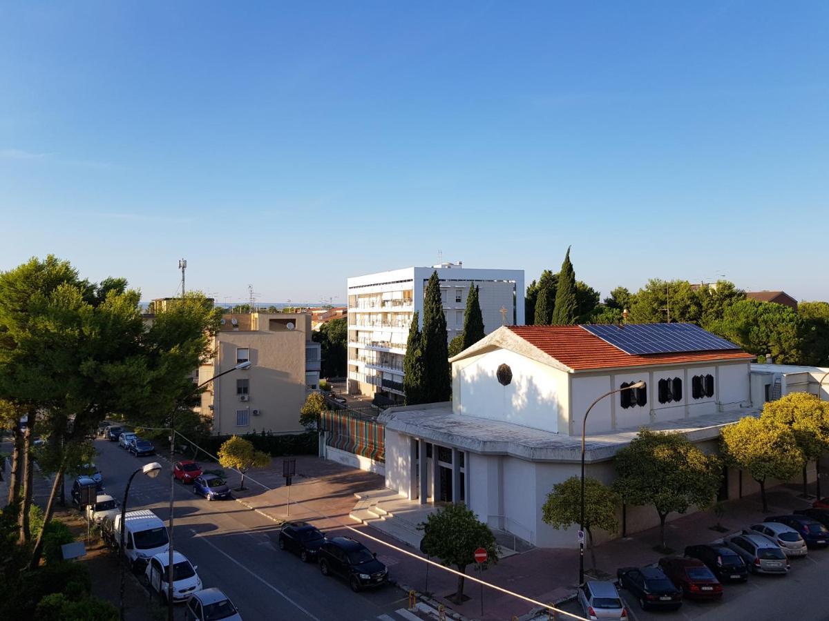 casatua Apartment Taranto Bagian luar foto